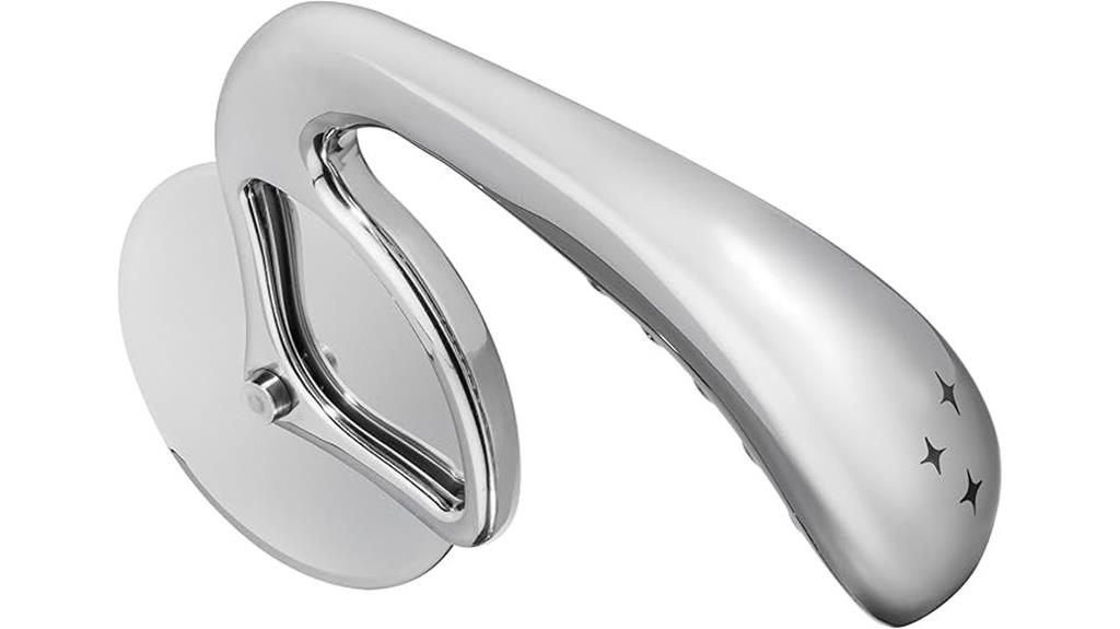 ergonomic midnight pizza cutter